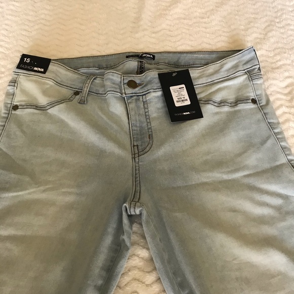 Flex Game  Low Rise Skinny Jeans - Bleach - Picture 9 of 13